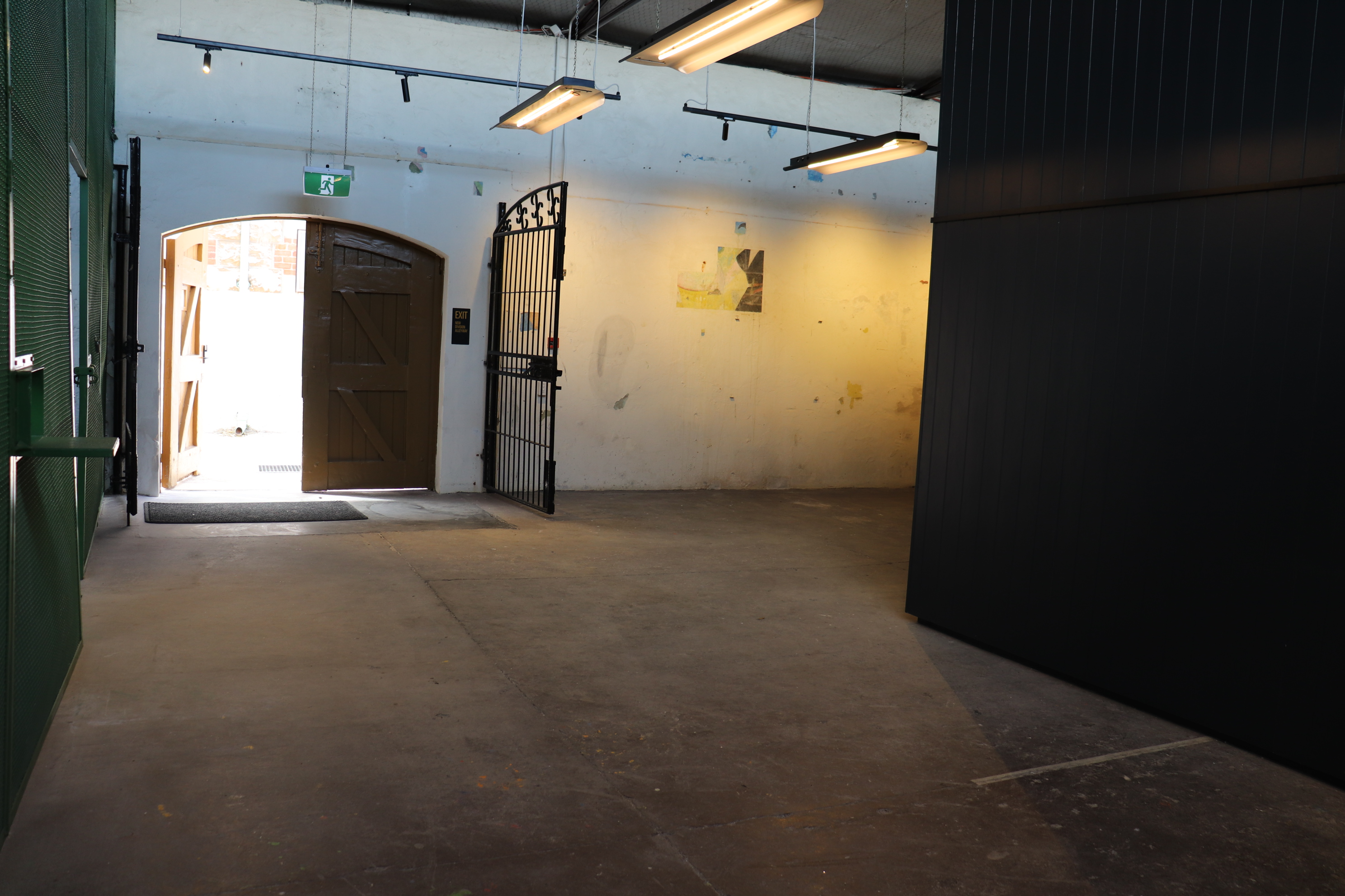 SHU Entry & Breakout Area