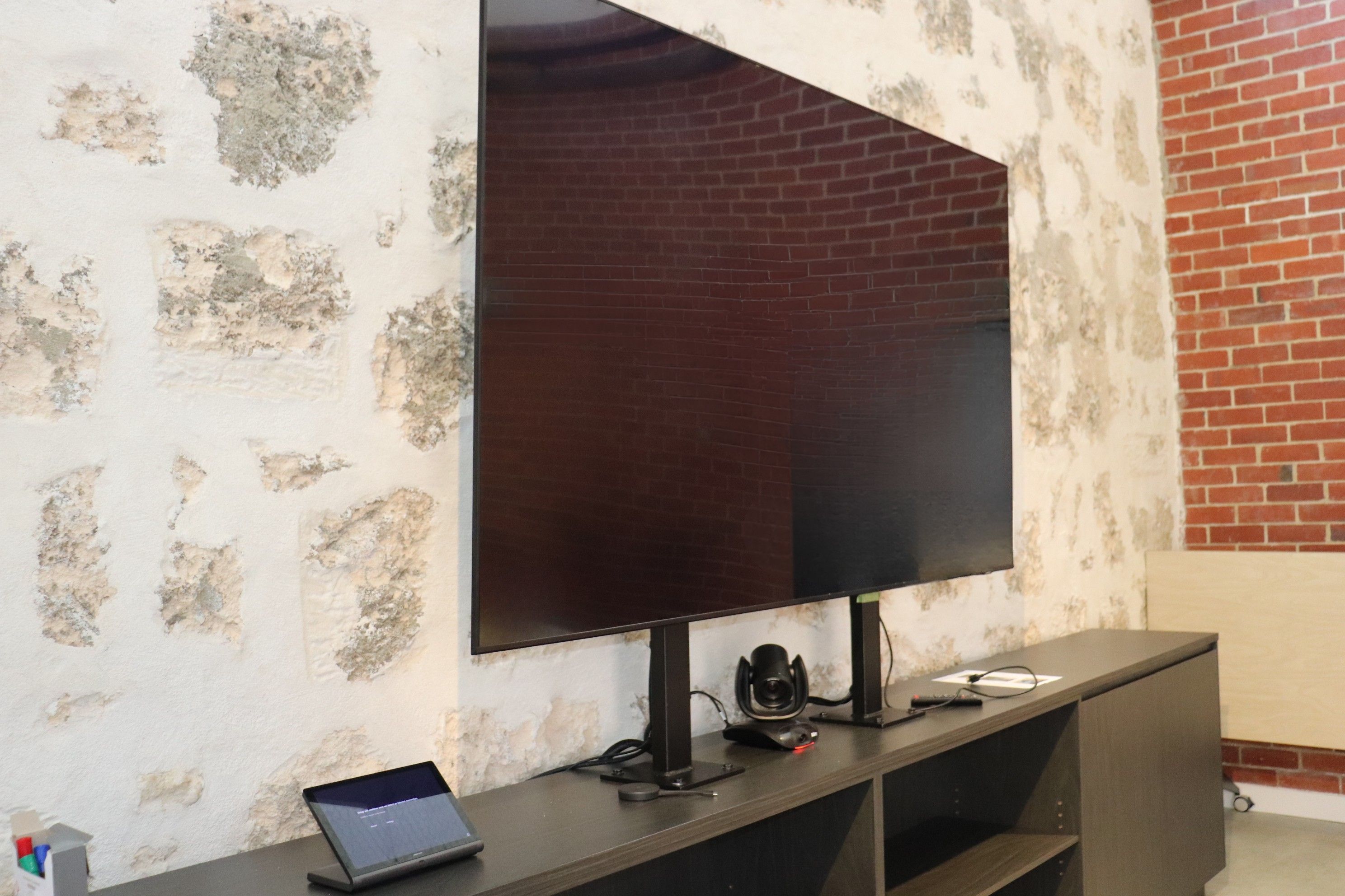 Multimedia Facilities